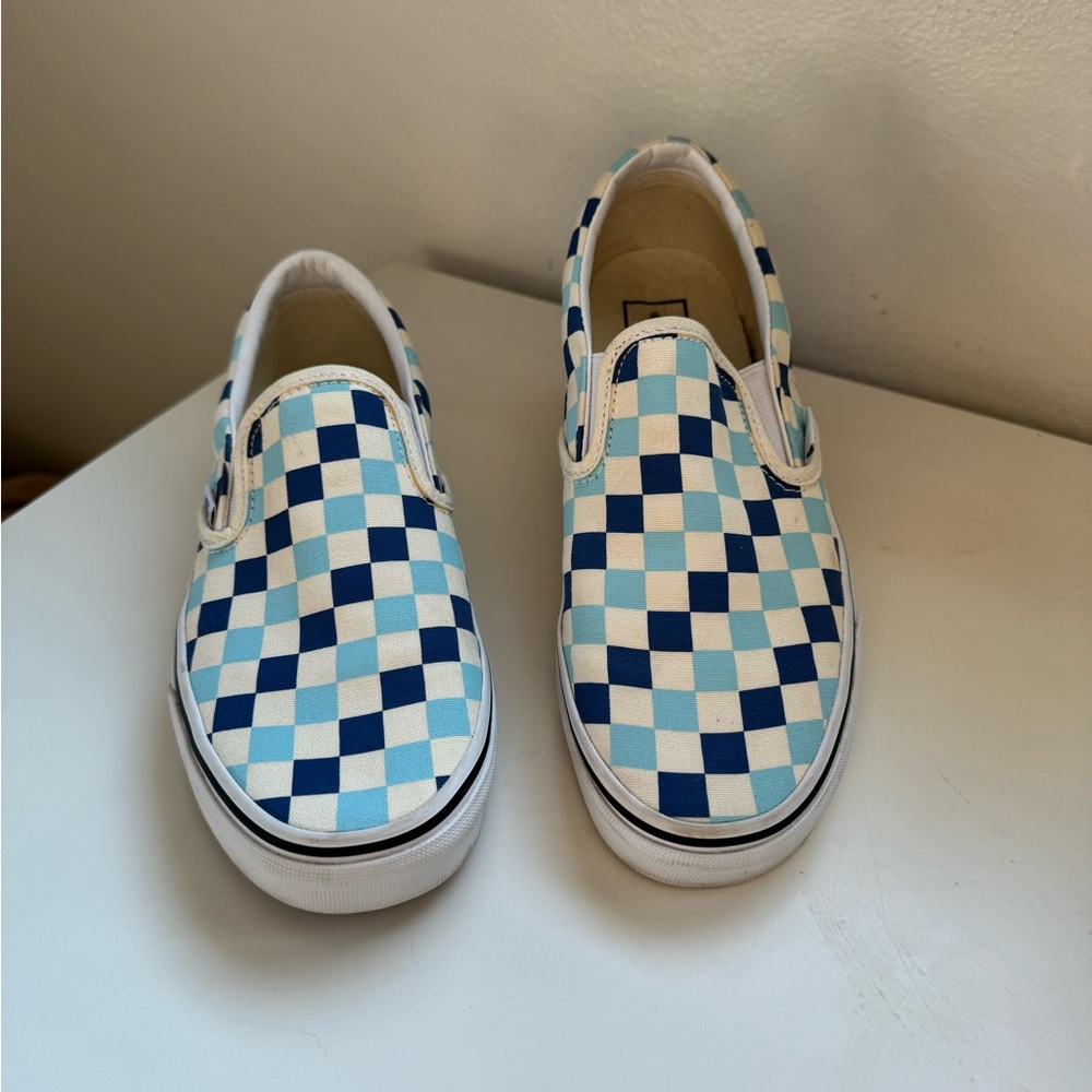 Women’s Checkered Vans (blue)